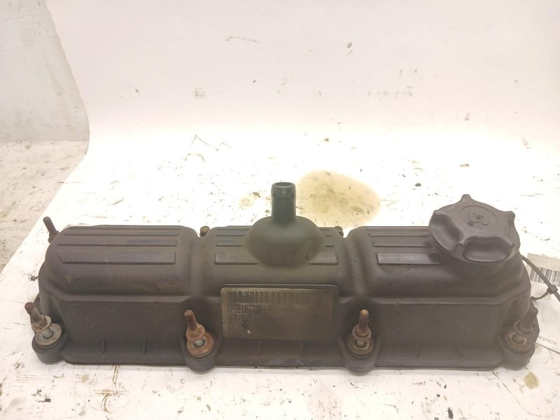 10 VOLKSWAGEN ROUTAN 3.8L driver side Valve Cover OEM