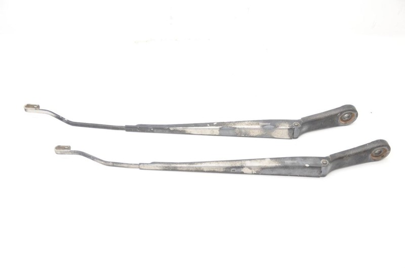90-96 Nissan 300ZX 2+0 Pair of Windshield Wiper Arms
