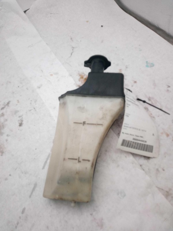 Used Engine Coolant Reservoir fits: 2009 Hyundai Genesis Cpe Grade B