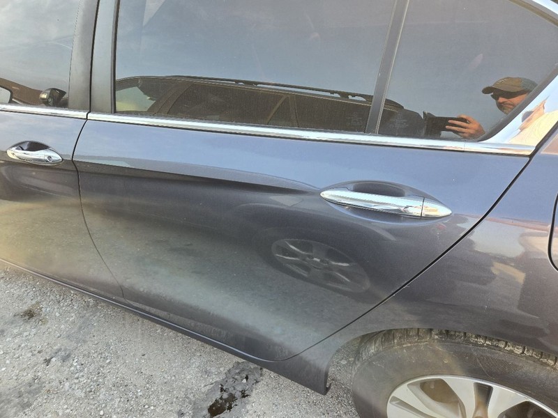 Driver Left Rear Side Door Electric LX Fits 13-17 ACCORD 3541154