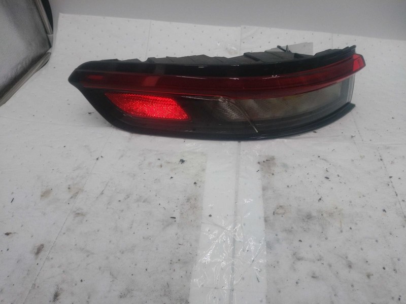 2022 Jeep Grand Cherokee Left Tail Light Assembly White 720188 Used 62K Miles