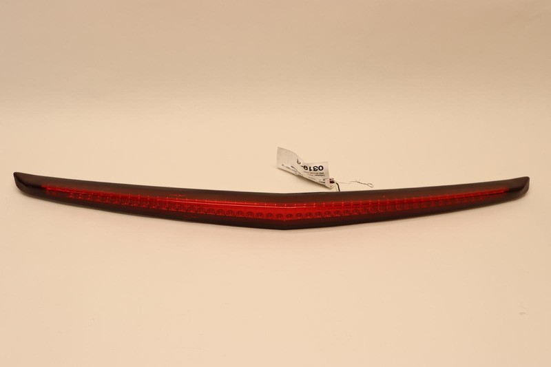 2008-2013 CADILLAC CTS REAR 3RD CENTER HIGH MOUNT BRAKE LIGHT STOP LAMP OEM