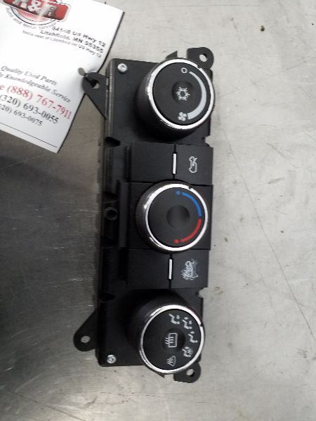 Temperature Control Without Heated Seat Fits 07-09 TORRENT 190290