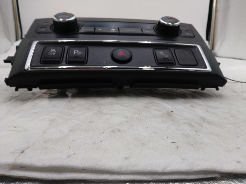 2018 Nissan Titan A/C Selector Switch OEM White 27500EZ20B 126K Miles