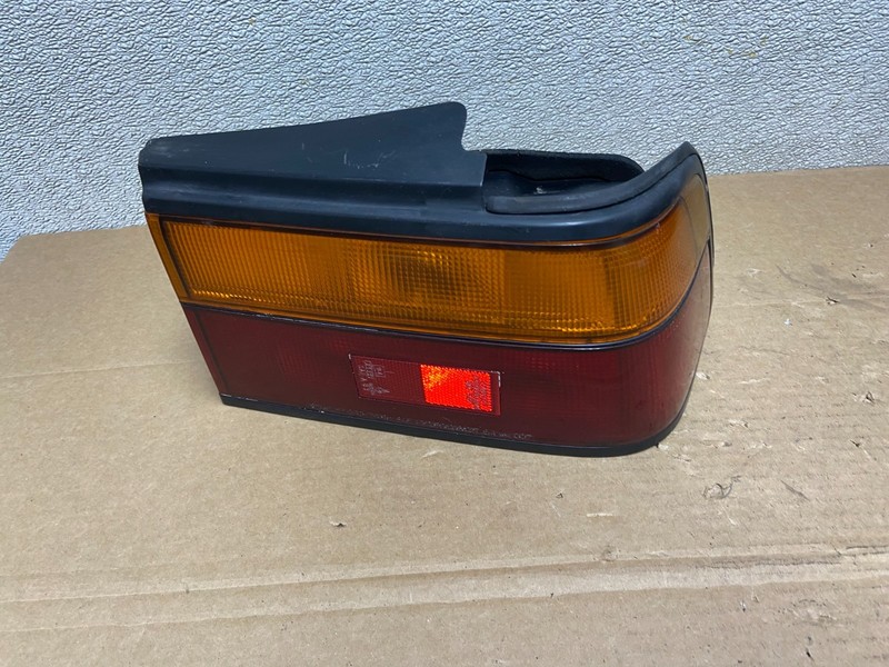 1990 to 1991 Honda Civic DX EF Sedan Right Passenger RH Tail Light AB4472 Dg