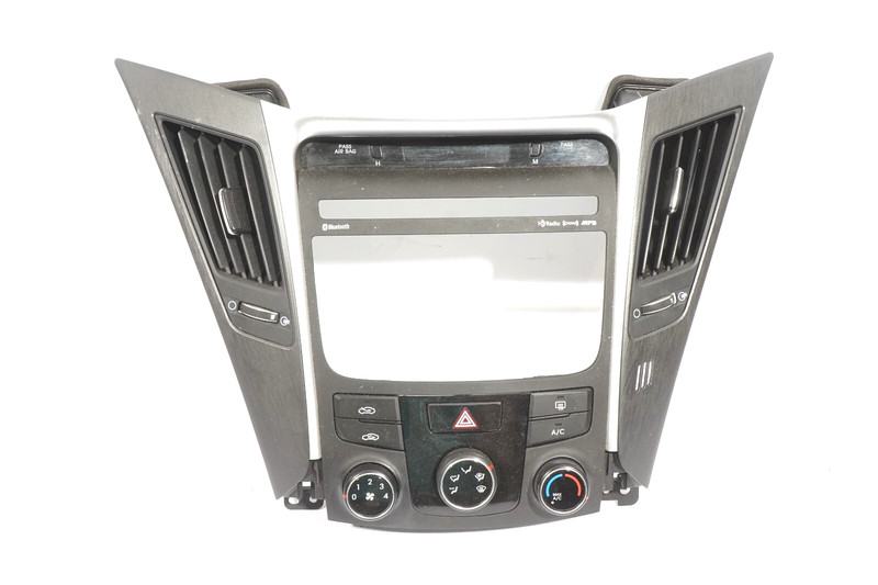 2011-2014 HYUNDAI SONATA GLS CLIMAT CONTROL AIR VENT TRIM OEM
