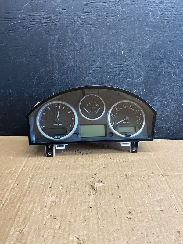 2008 2009Land Rover Range Rover Sport Speedometer Cluster Gauge Oem AD6890 DG