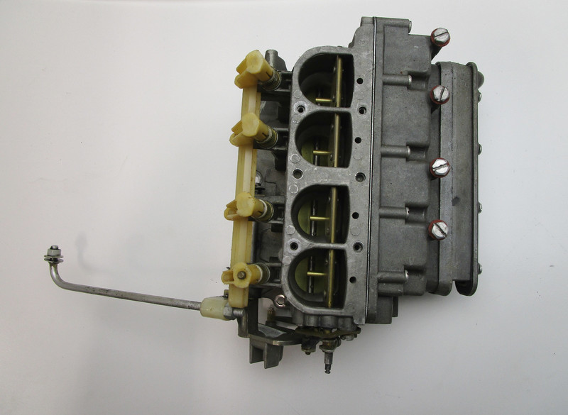 0383072 383072 OMC Evinrude Outboard 100 HP 1968 Carb Carburetor