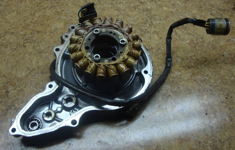 01 Honda Rubicon TRX500 TRX 500 Foreman ATV Engine Stator Cover Coil Magneto K2