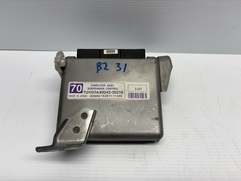 2013 2014 2015 LEXUS GS350 OEM SUSPENSION CONTROL MODULE F SPORT 89243-30210