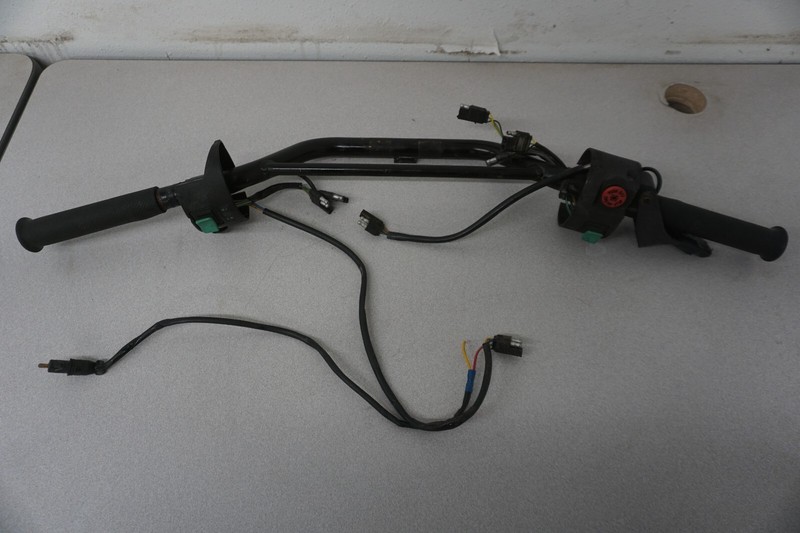 2002 Arctic Cat OEM Handlebars w/ Throttle and Headlight Switch Ass'y ZL 600 SS