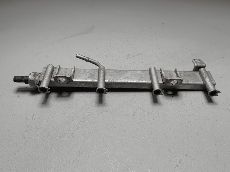 2019-2024 TOYOTA RAV4 ENGINE FUEL INJECTION DELIVERY RAIL PIPE OEM