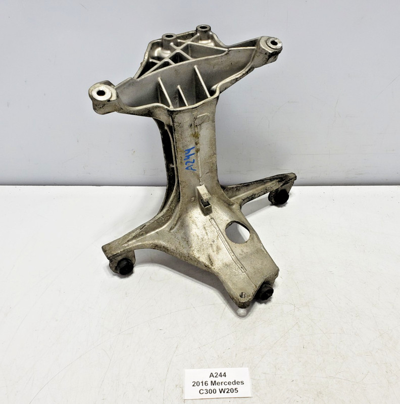 ✅ 15-20 OEM Mercedes W205 C300 E300 M274 Intercooler Mounting Bracket Holder
