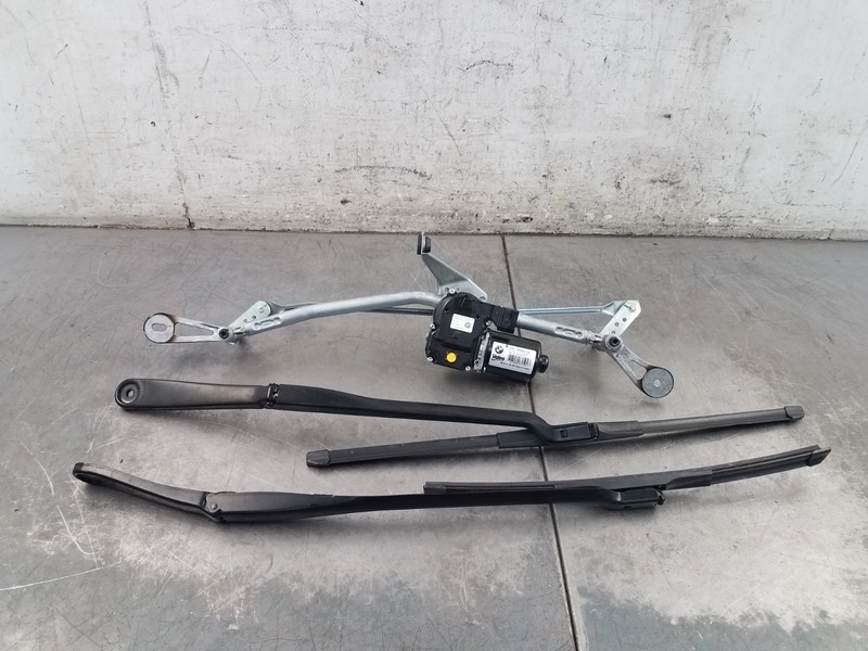 2019 BMW M5 Comp F90 Windshield Wiper Motor / Linkage / Arms #8437 V9