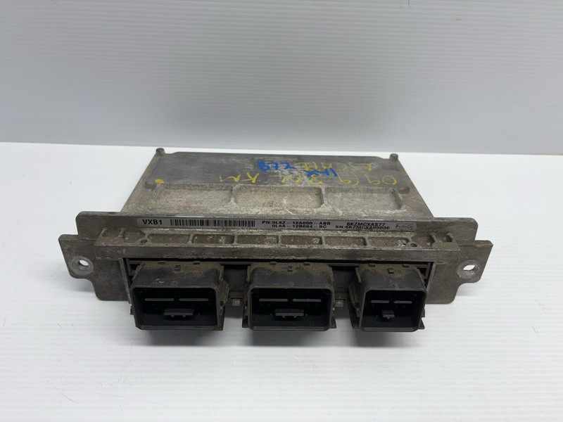 2008-2012 Ford Escape Engine Control Module ECM Used OEM 8L8A12A650ABB