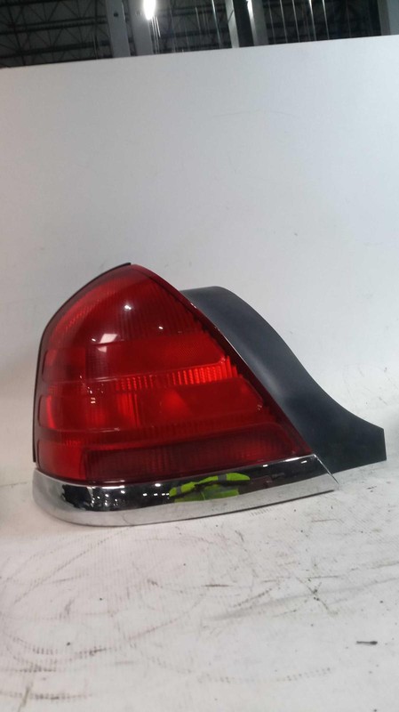 2004 Ford Crown Victoria Left Tail Light Assembly OEM 616963 Used