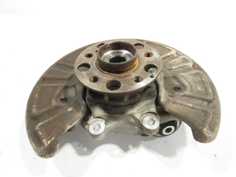 Mercedes E63 S W213 2018 4.0L AWD Rear Right Spindle Knuckle Hub 18-20 ; :O