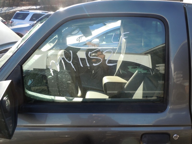 1998-2011 Ford Ranger Front Door Window Glass Driver Left OEM
