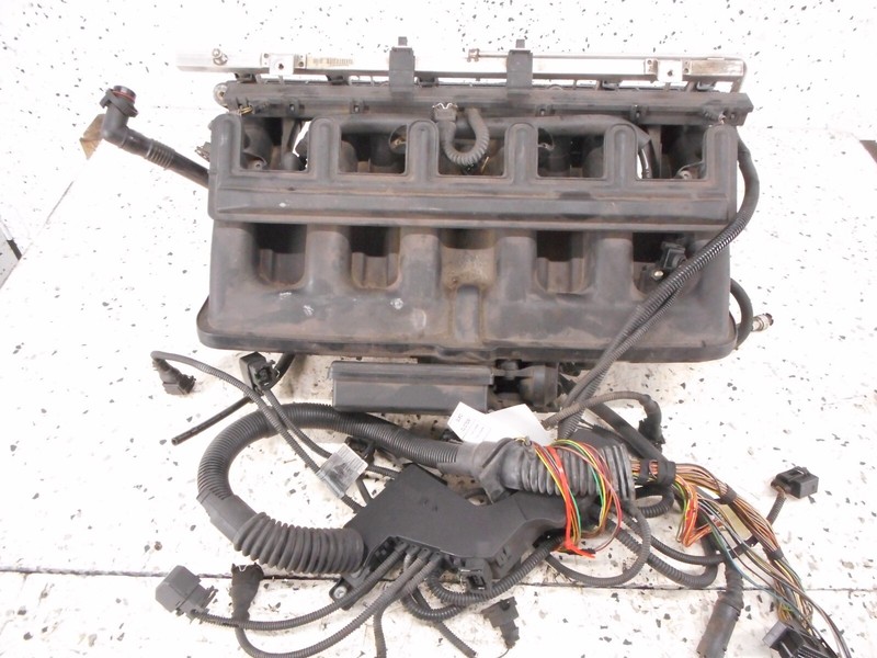 BMW 325i M56 Intake Manifold SLEV & Wiring Harness OEM 2002-2006