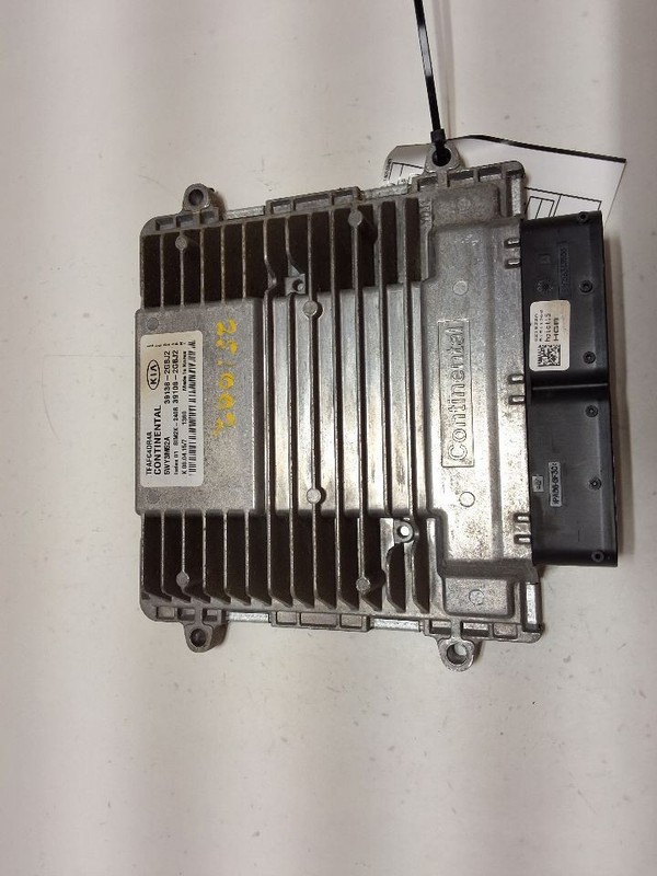 Engine ECM Electronic Control Module Left Hand Under Hood Fits 15 OPTIMA 3527164