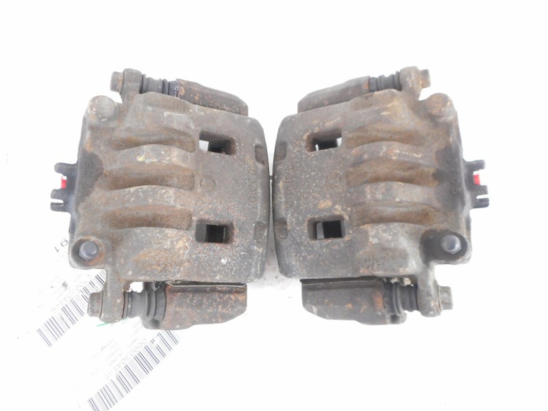 03-06 Subaru Legacy Front Driver Left Passenger Right Brake Caliper Pair OEM