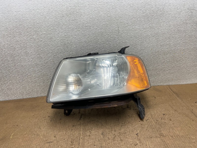 2005 - 2007 Ford Freestyle Left Driver LH Side Halogen Headlight AA8500 DW