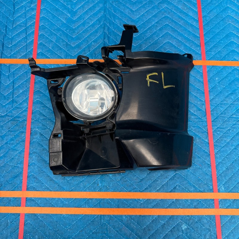 2012–2016 BMW 328i F30 Front Driver Fog Light Trim With Fog Light OEM 5111726619