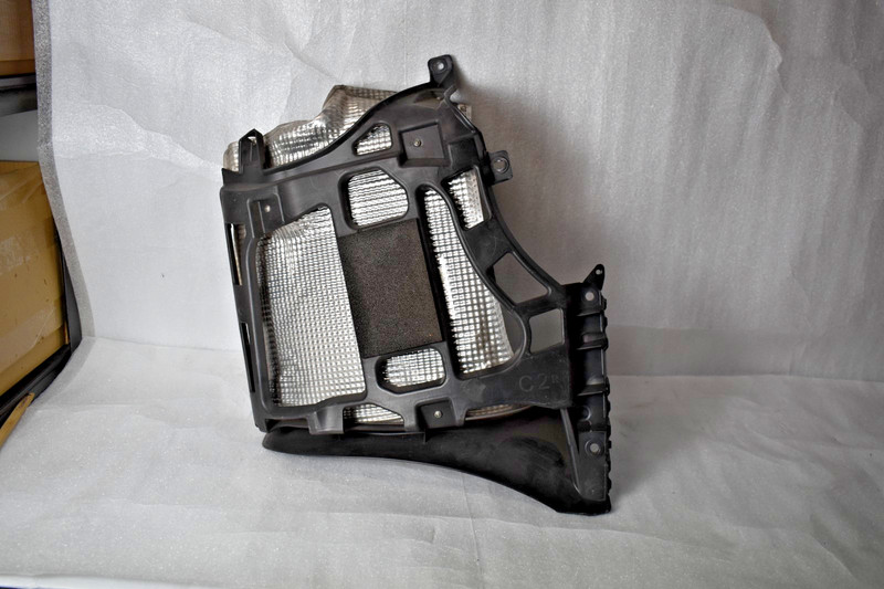 PORSCHE 911 997 C2 Right Exhaust Shield 99750563202 Retaining Bracket 2009-2012