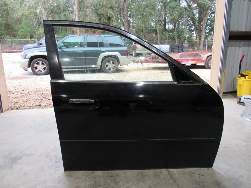 2003-2006 INFINITI G35 SEDAN RIGHT PASSENGER FRONT DOOR ASSEMBLY BLACK