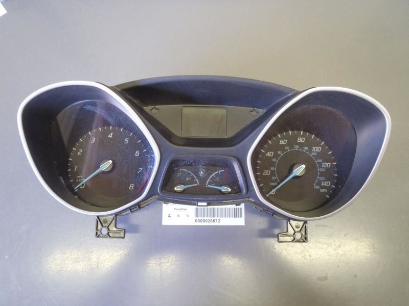 Speedometer Instrument Cluster MPH Fits 2013-2014 Ford Focus 65455