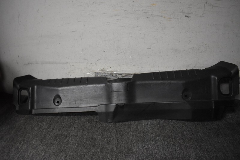 2014-2016 MASERATI GHIBLI S Q4 REAR INTERIOR TRUNK SILL FACTORY OEM