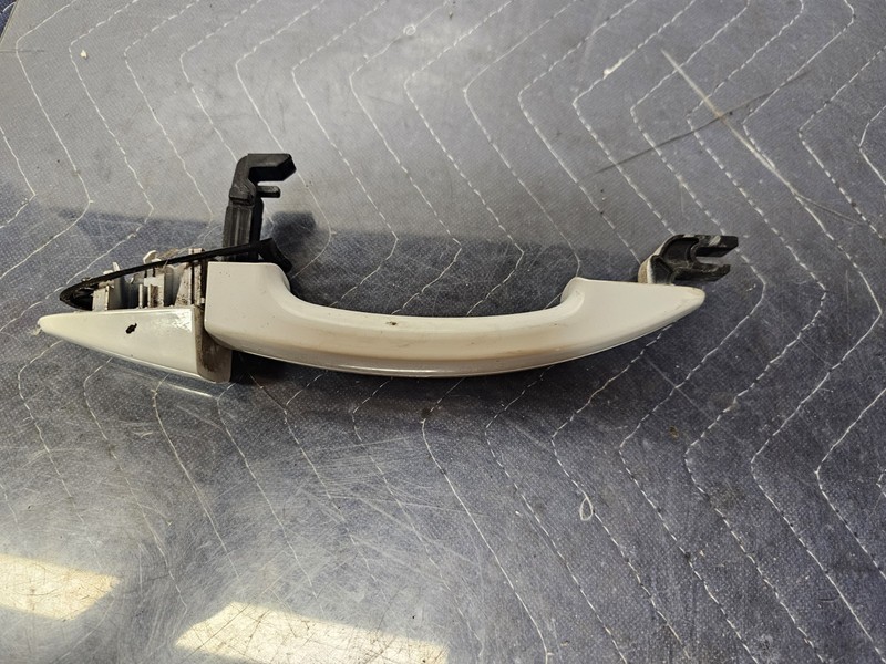 2014 FORD FOCUS REAR LEFT DRIVER DOOR Handle