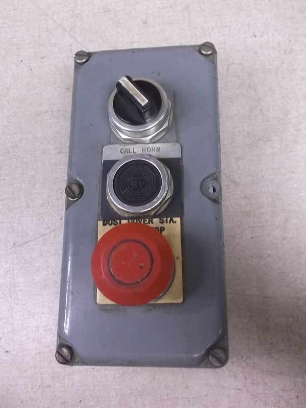 Square D Control Station Class 9001 Type KY-3 600V Series A, AL *FREE SHIPPING*