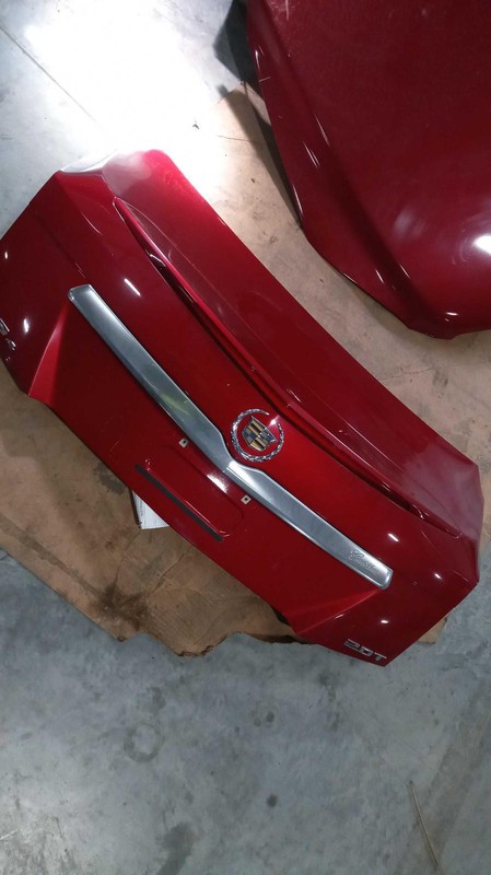 2014 Cadillac CTS Red Deck Lid Trunk Lid OEM 84072290 Used 90k Miles