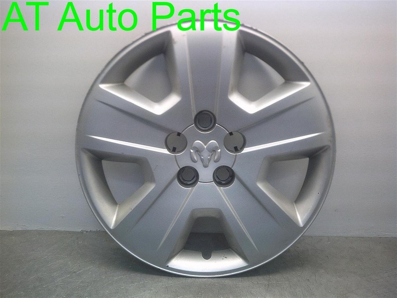 07 08 09 DODGE CALIBER 17" WHEEL COVER OEM 05105021