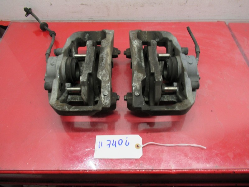 09-17 BMW F01 F02 F07 5 7 SERIES FRONT LEFT / RIGHT BRAKE CALIPER SET OEM
