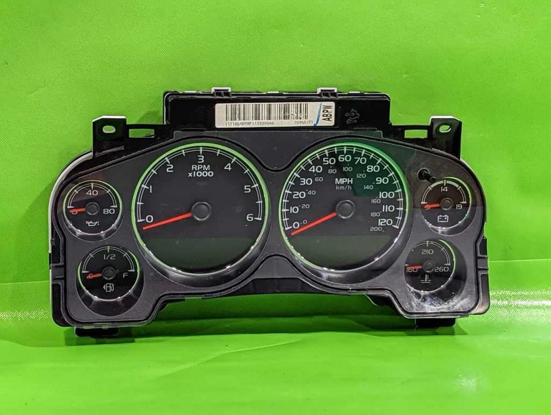 09-13 AVALANCHE SPEEDOMETER CLUSTER 239K MILES OEM 4526-1