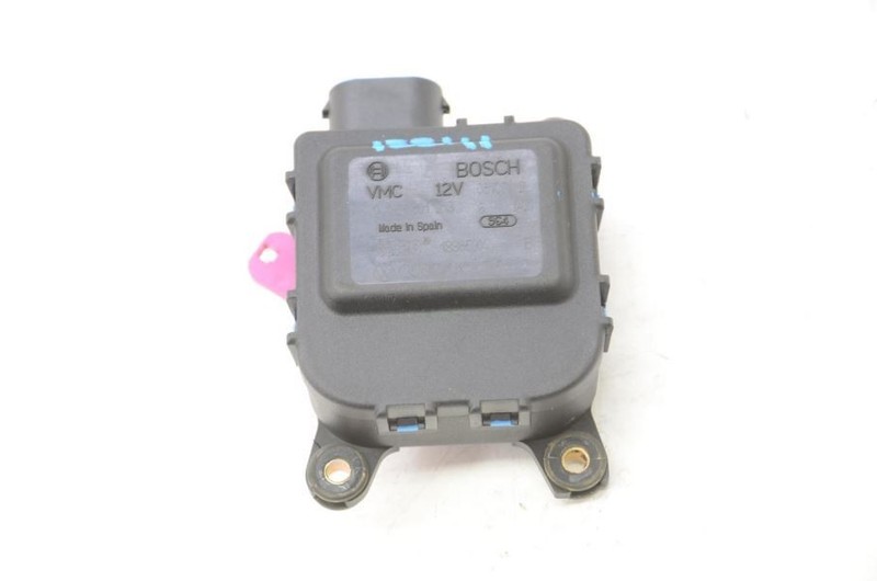 1997-2004 Porsche Boxster S Heater Vent Door Actuator 0132801213