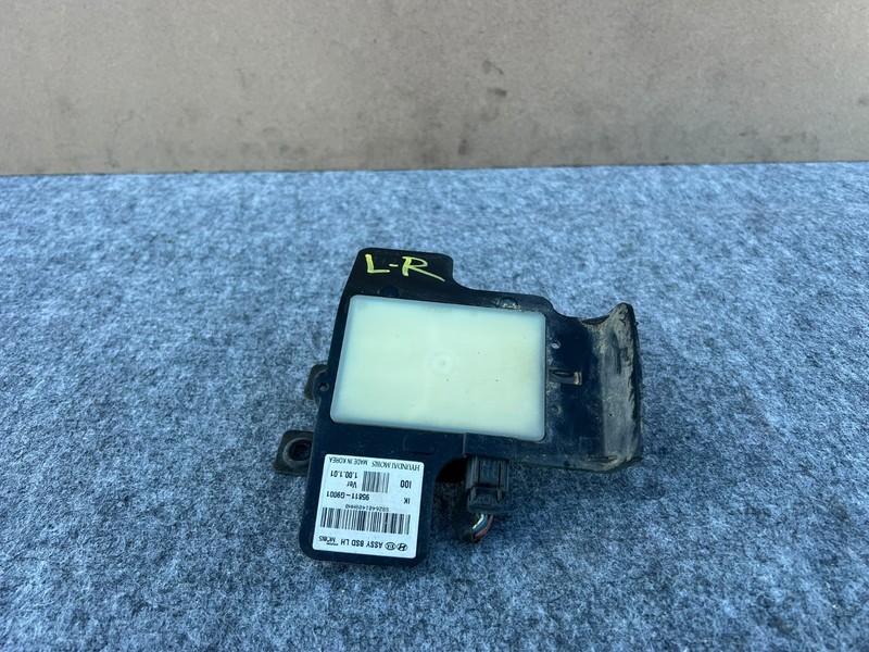 GENESIS G70 19-21 OEM REAR LEFT DRIVER BLIND SPOT SENSOR MODULE RADAR UNIT ASSY