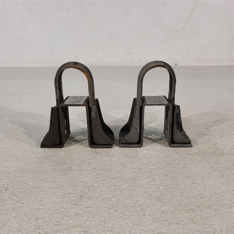 94-98 Mustang Front Sway Bar Mount Brackets Pair Aa7410