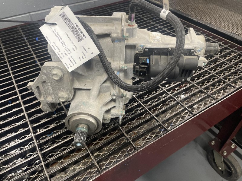 18-'24 CHEVROLET EQUINOX Transfer Case AWD 9k miles 6 Month Warranty!