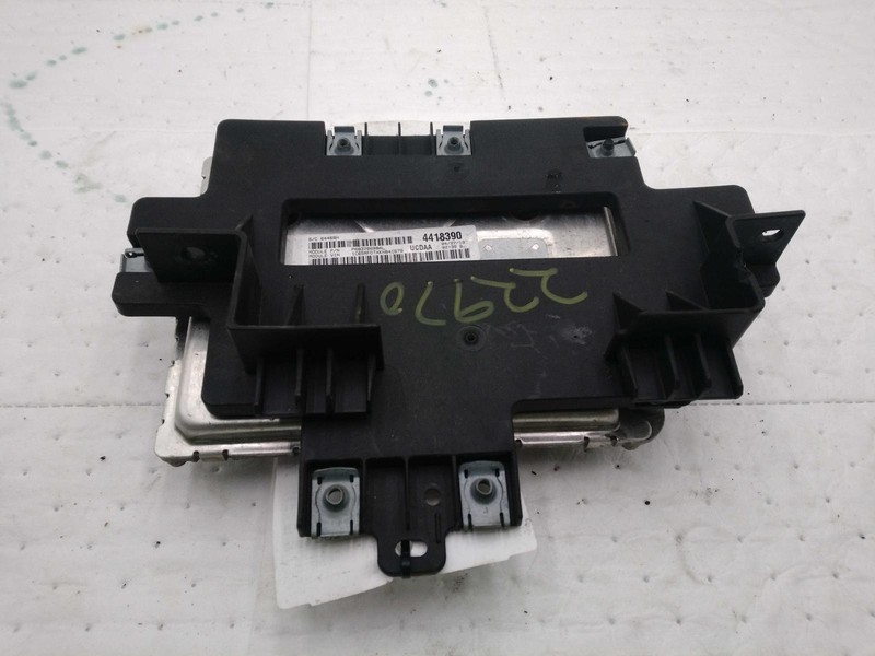 2019 RAM DODGE 1500 PICKUP Engine Control Module ECM 68331181AA Used 125k mi