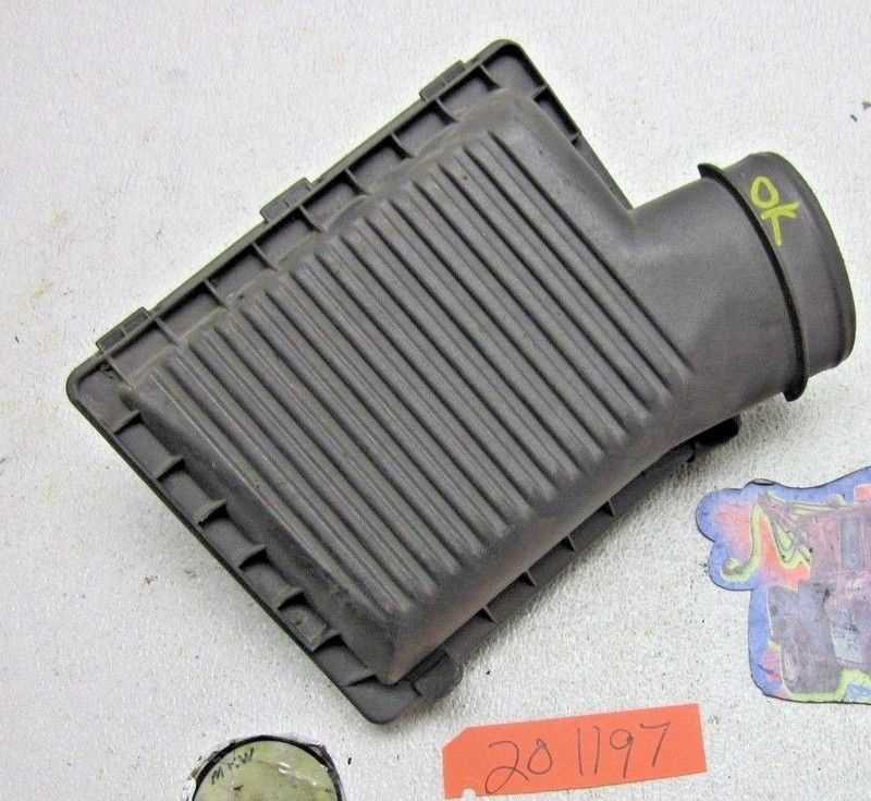 AIRBOX AIR BOX AIR CLEANER FILTER PANEL LID BASE ENGINE CIRRUS BREEZE STRATUS