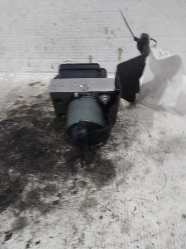 2021 Chrysler Voyager ABS Hydraulic Assembly OEM 68453574AF 144K Miles