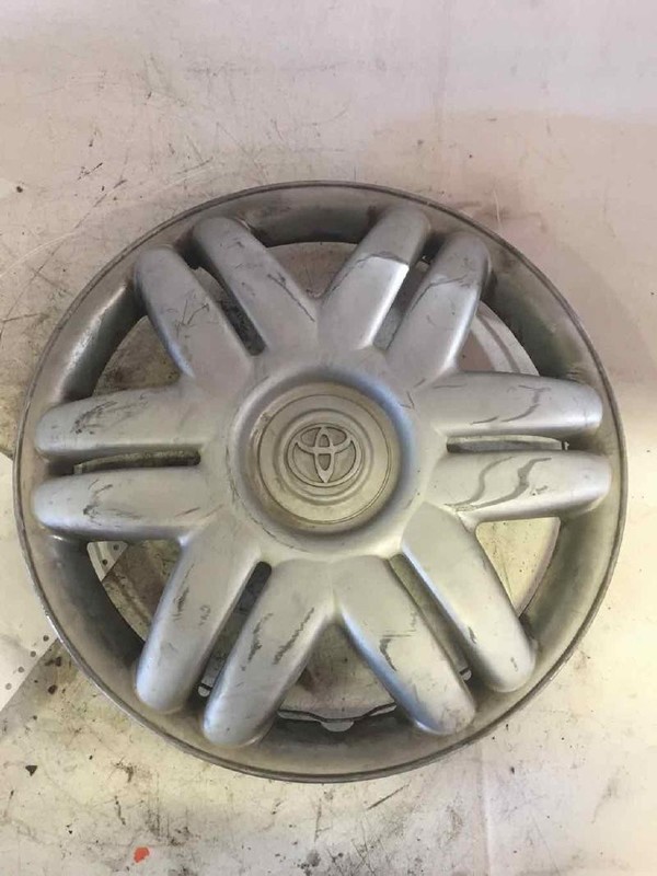 Wheel Cover TOYOTA CAMRY 00 01