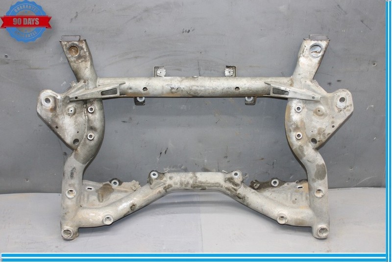 10-18 Mercedes W207 CLS400 E550 CLS550 Front Suspension Subframe Crossmember Oem