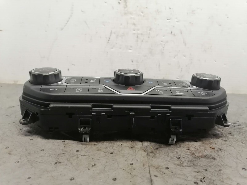 Temperature Control Automatic Temperature Control Fits 21-23 GLADIATOR 1597624