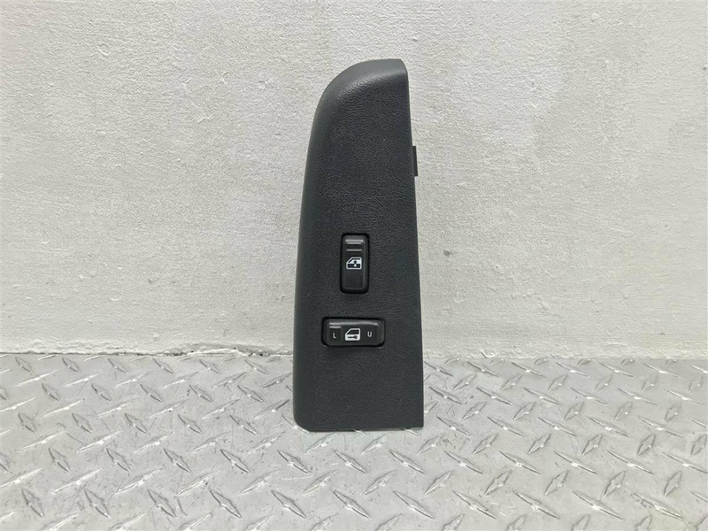 1999-2002 TAHOE SILVERADO SIERRA YUKON PASSENGER FRONT WINDOW CONTROL & LOCK