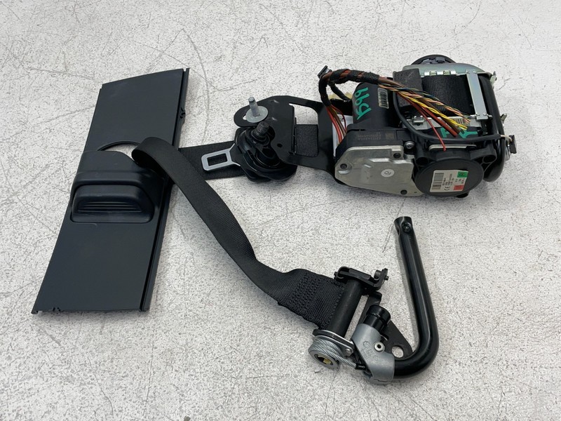 15 16 17 18 Mercedes C300 Front Right Pass Seatbelt Retractor Black 1599 OEM
