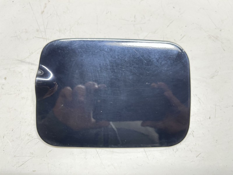 BMW E36 M3 S52 SEDAN 1993-1999 OEM REAR GAS GASOLINE FUEL TANK COVER LID DOOR